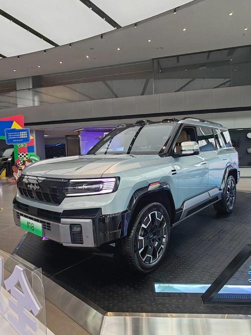 广州69比亚迪方程豹硬派越野的爆款，英菲尼迪35周年与你共成长